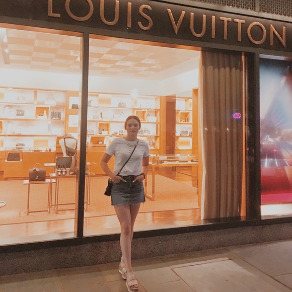 ✰ meet me ✰ - Picture 2 of 3